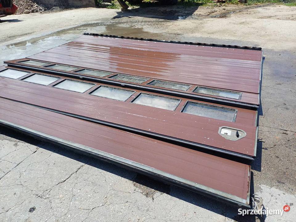 Drzwi segmentowe brama 5x4 z przeszkleniem garażowa Bramy kujawsko-pomorskie