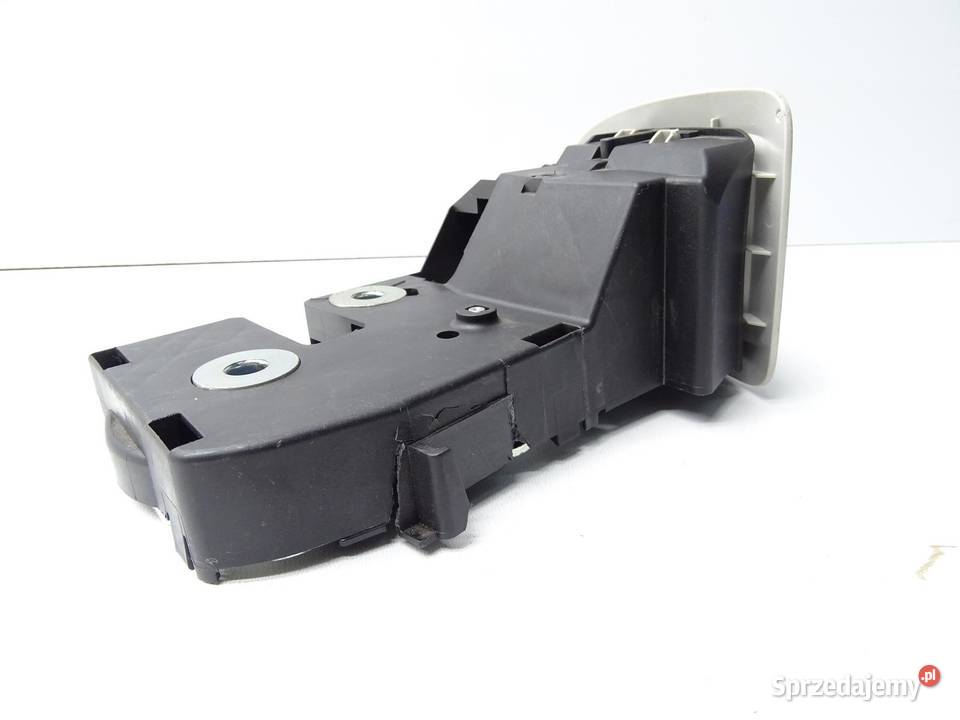 ZAMEK KANAPY TYŁ A2469200272 7274542 MERCEDES osobowe sprzedam