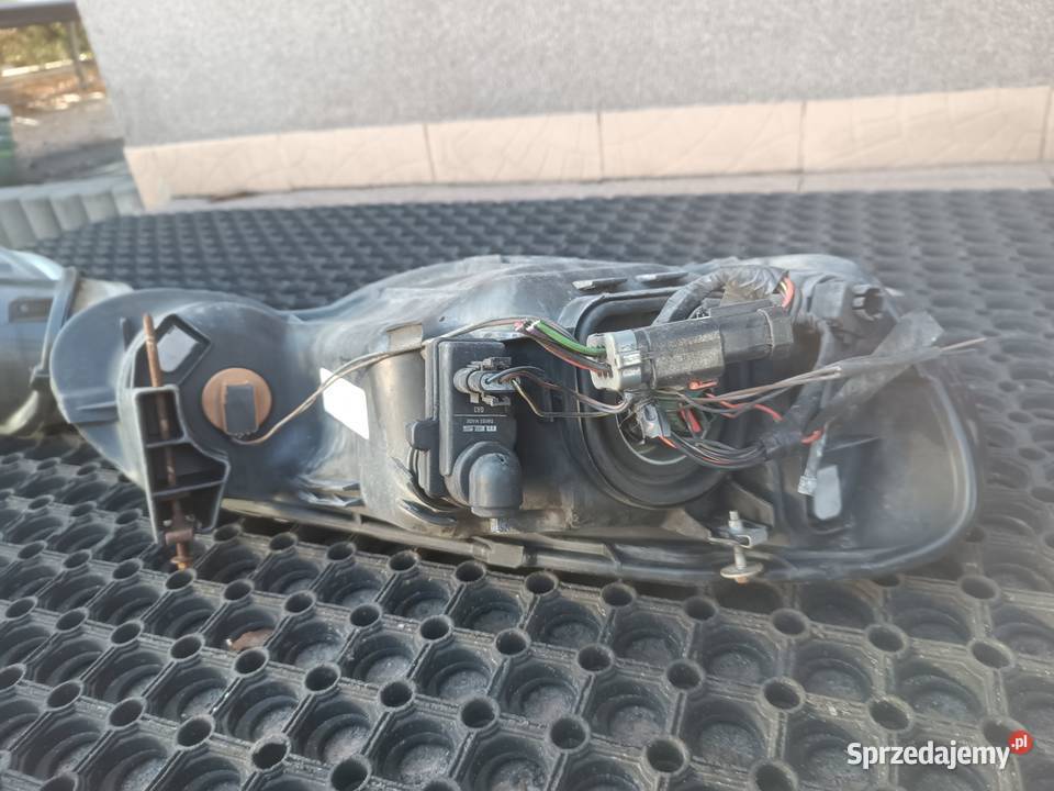 Chrysler Sebring 2 II fl Lift 0305 reflektory