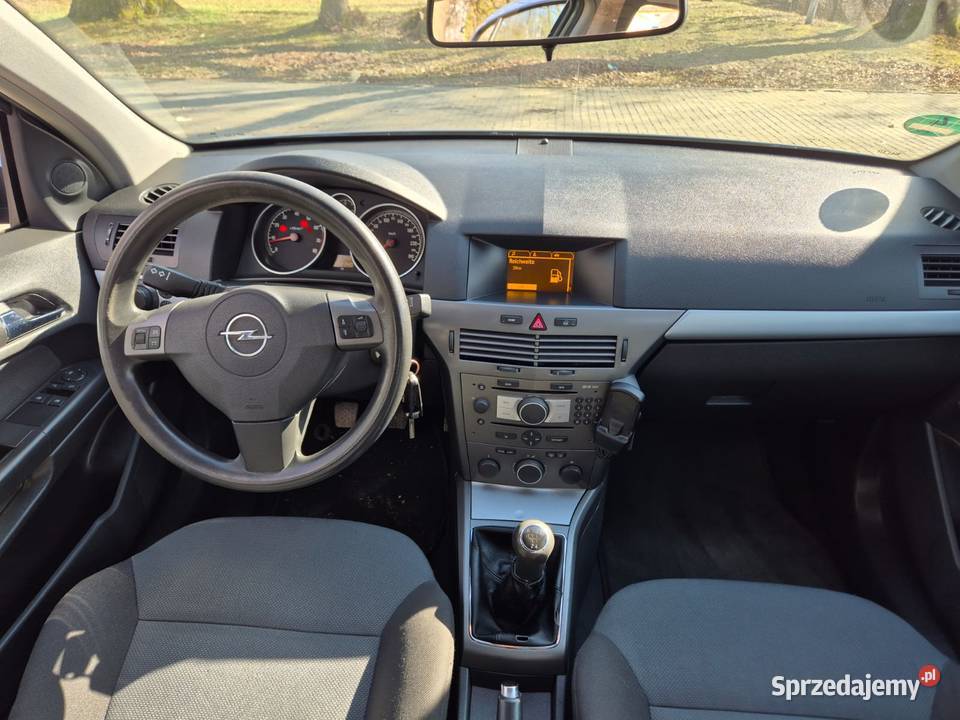 Sprzedam Opel Astra H 2004r 16 16V benzyna podkarpackie Haczów