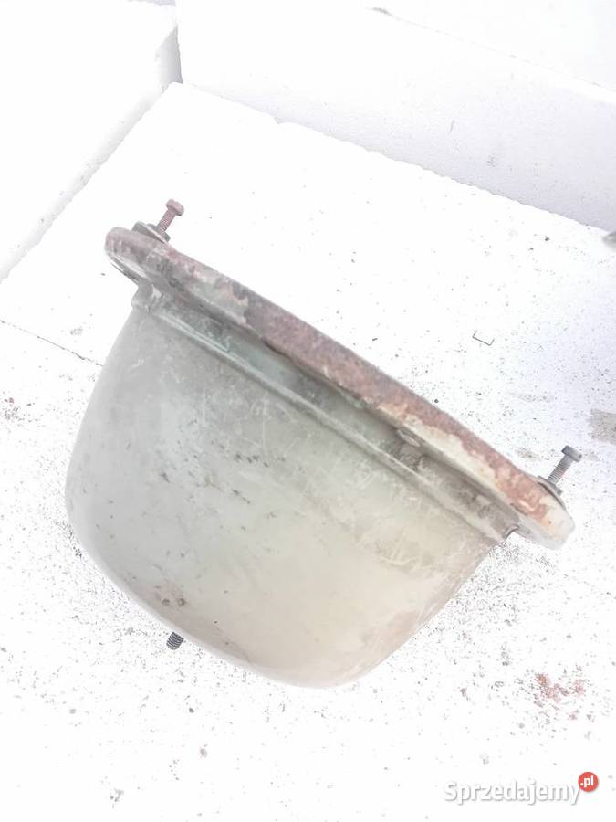 Lampa Trabant Baraks osobowe Milejewo