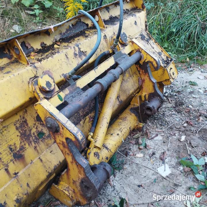Łyżka z wysypem bocznym Kramer Schaeff Kielce
