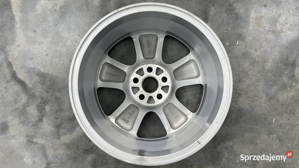 x3 Felgi aluminiowe Toyota 16X6 5x100 ET 39 Motoryzacja małopolskie Długopole