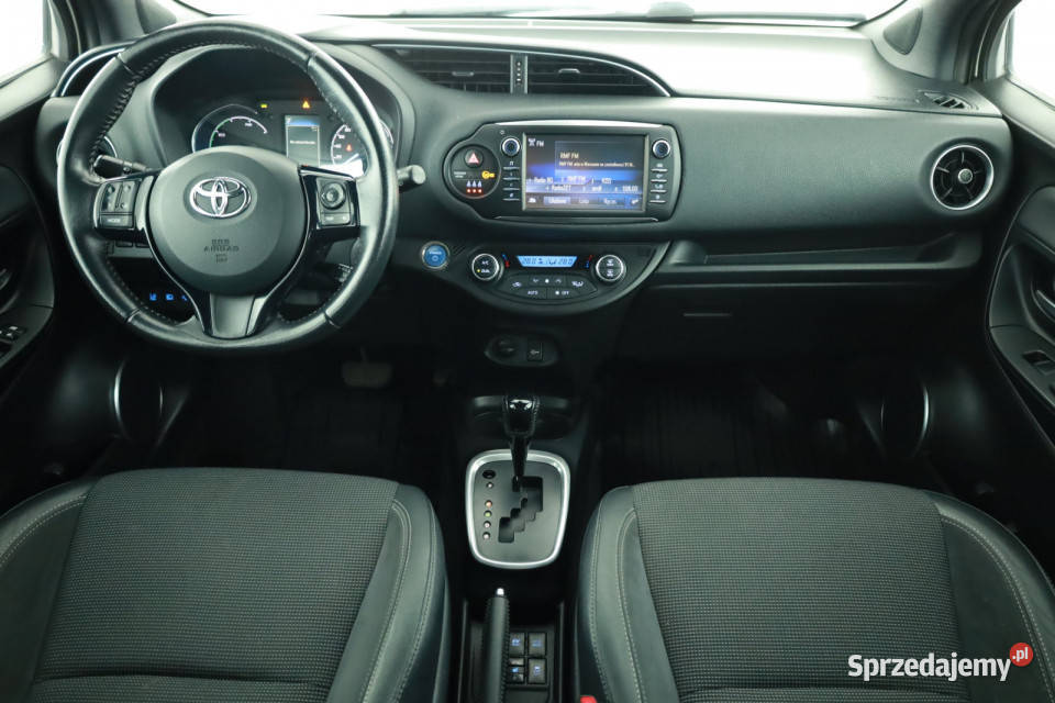 Toyota Yaris 15 Hybrid automatyczna mazowieckie Piaseczno sprzedam