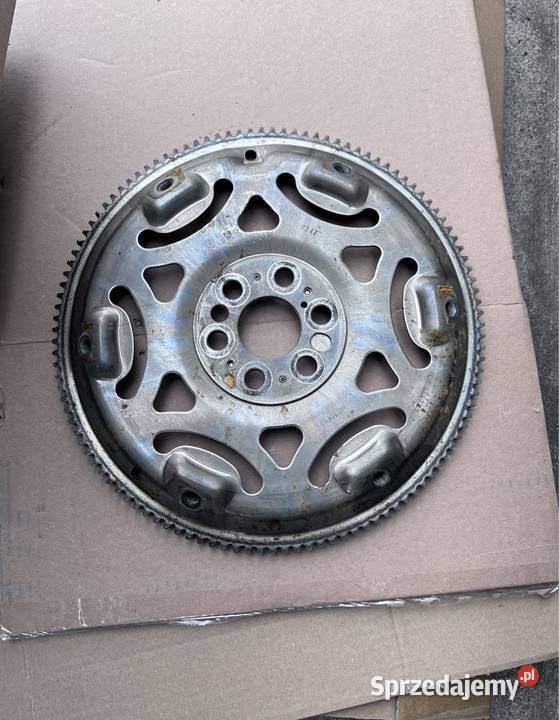 BMW F10 528XI N20 KOŁO ZAMACHOWE 11227585146 F30