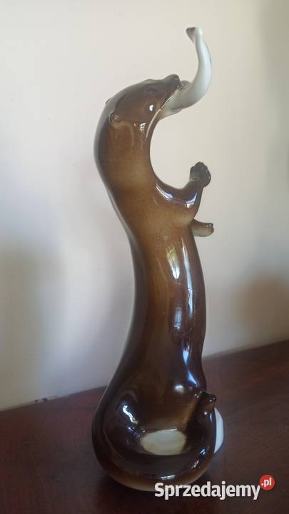 Wydra z rybą figurka Łomonosow Gdańsk