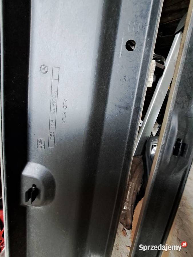 Plastik zaślepka konsoli 756116006007 MERCEDES deski rozdzielcze, konsole Staszów