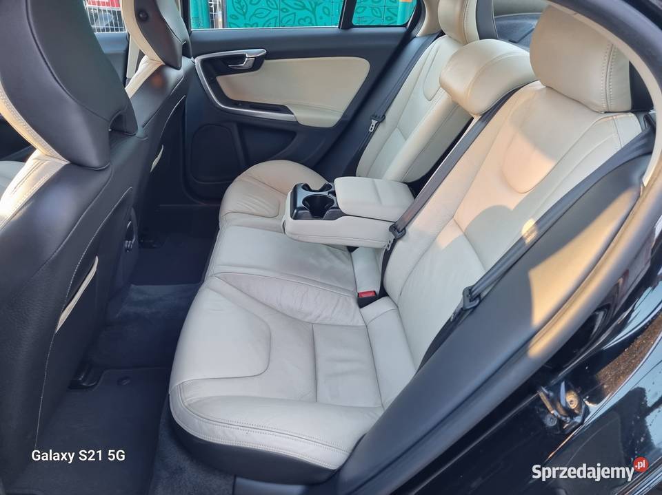 Volvo S60 16 HDI 116 jasne skóry nawigacja ESP Płońsk sprzedam