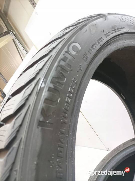 2x OPONA ZIMOWA KUMHO WINTERCRAFT WP71 24540R19 zima sprzedam