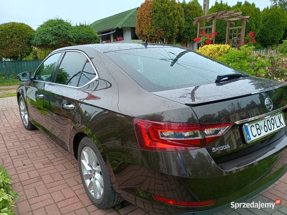 Sprzedam Skoda Superb 16 TDI 2017r Superb