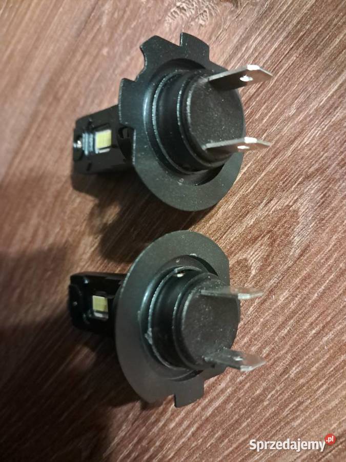 2 nowe żarówki led H7 pudełko jest trochę sprzedam
