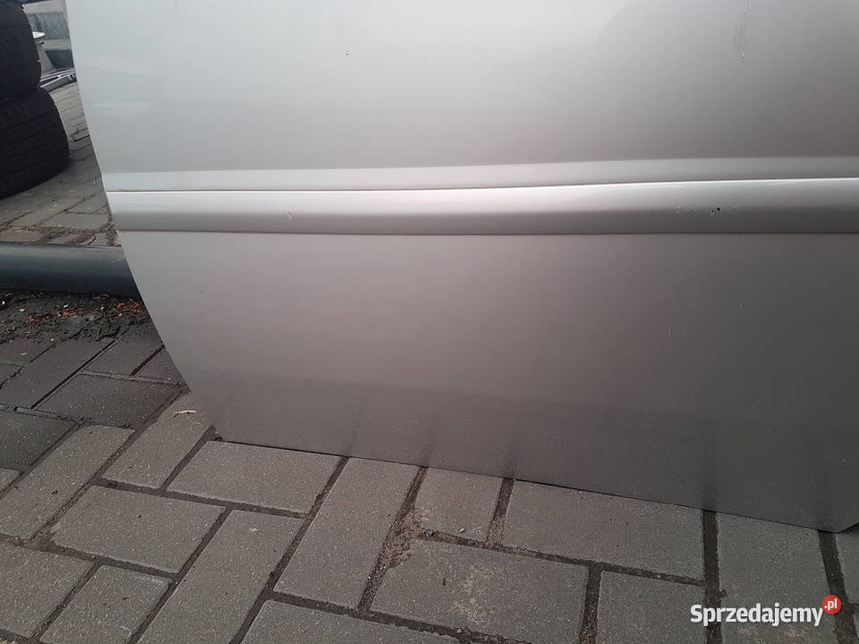 OPEL VECTRA C KOMBI 2005 DRZWI LEWE TYL ZAWIAS Turek