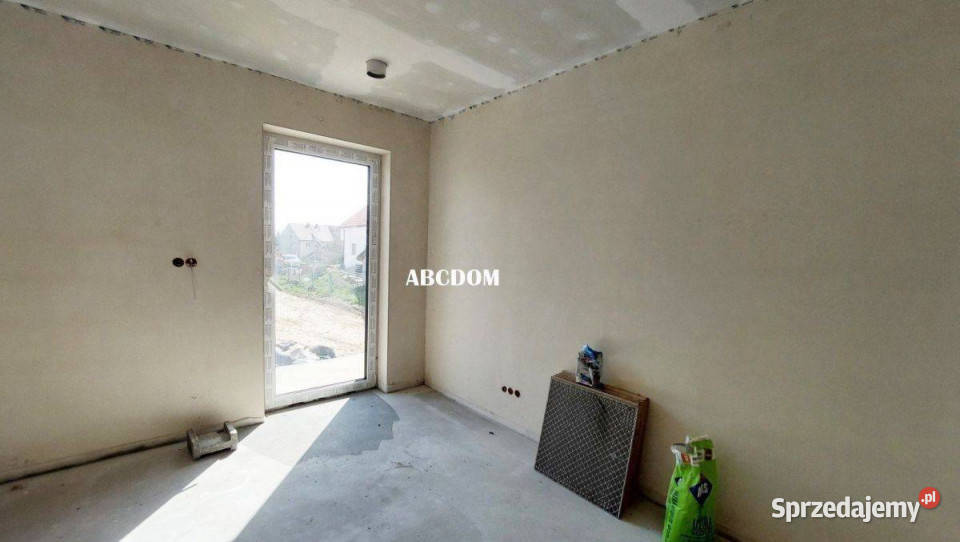 Szarów nowy dom z garażem działka 587m2 taras