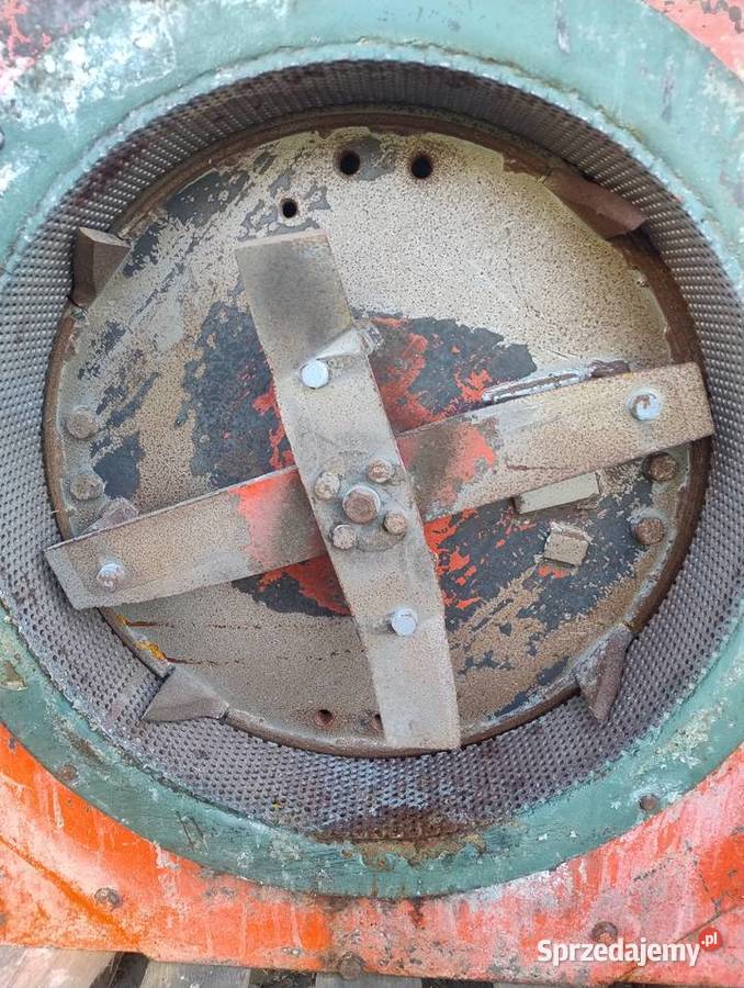 Śrutownik Bijakowy Młyn gruber 3500 Mobilny na Silno