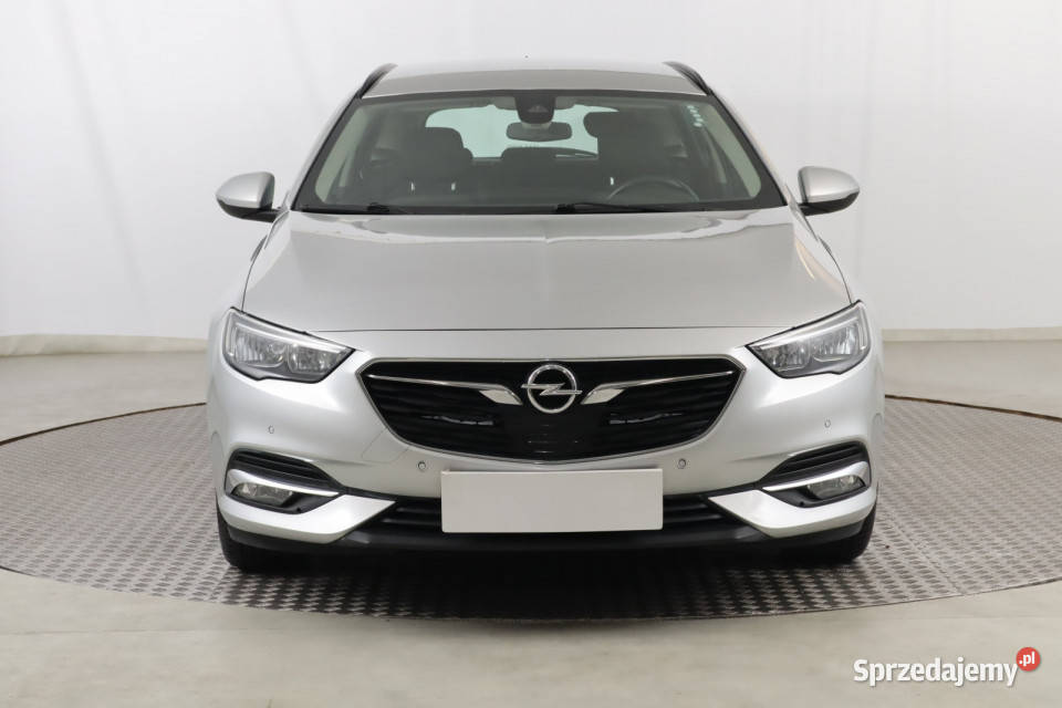 Opel Insignia 20 CDTI manualna Samochody osobowe