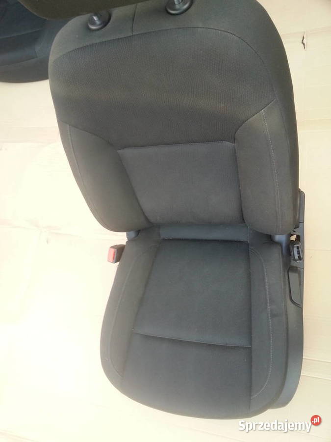 Fotel fotele kanapa tył INSIGNIA OPEL tapicerka Witonia