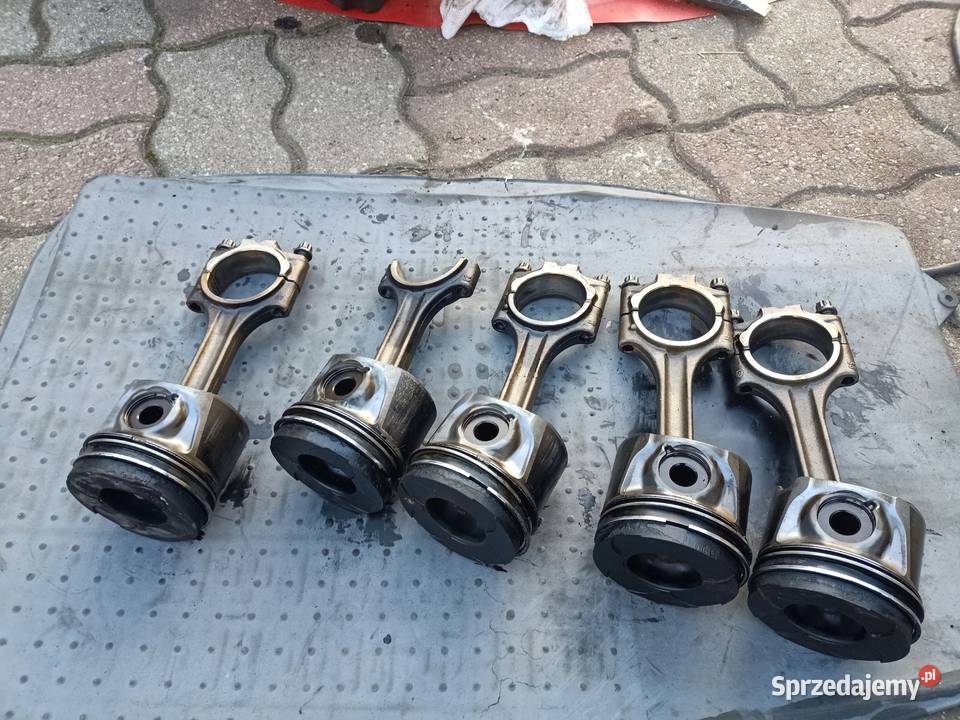 Tłoki z korbowodami Volvo V50 V70 S40 S80 V70 osobowe