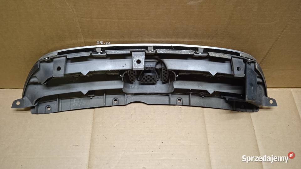 HONDA FRV I ATRAPA GRILL CHROM osobowe Zbierkowo