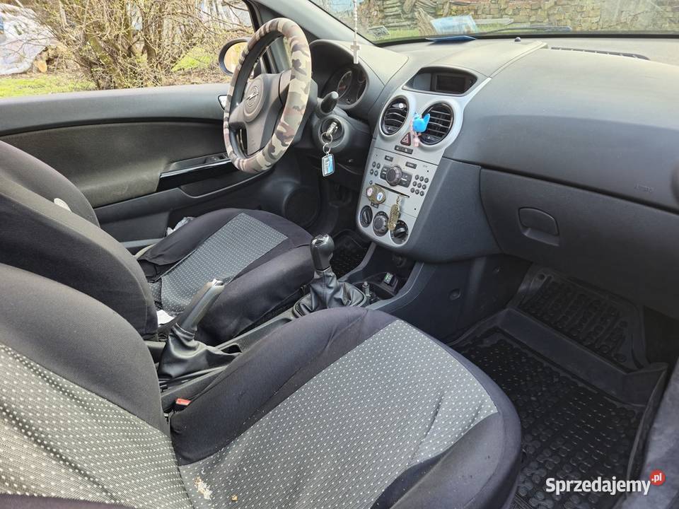 OPEL CORSA D HATCHBACK 1400 BGAZ manualna Głogów