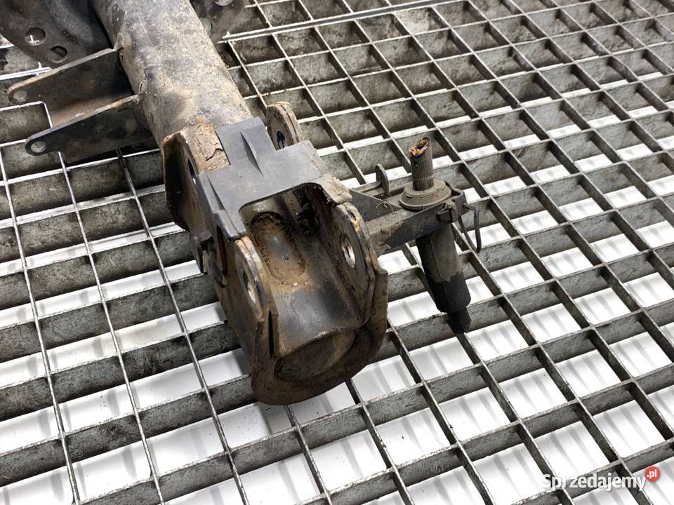 AMORTYZATOR LEWY PRZÓD ZE SPRĘŻYNĄ MERCEDES W176 osobowe