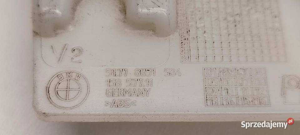 BMW F20 ŚLIZG MOCOWANIE PROGU PRAWE 8051584