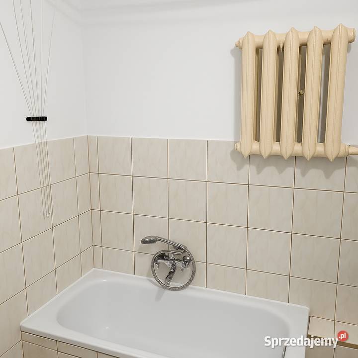 3pokojowe mieszkanie 61 m z balkonem i 2 piwnica