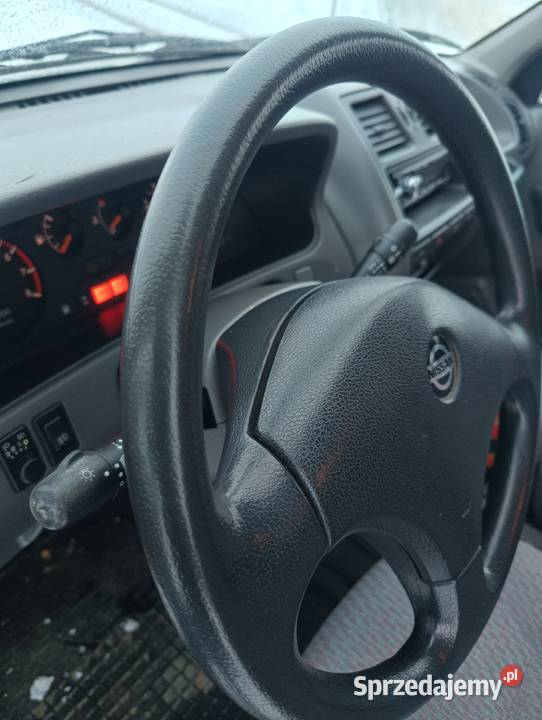 Nissan terrano ii 24 benzyna 4x4 84 bezwypadkowy benzyna świętokrzyskie Chmielnik