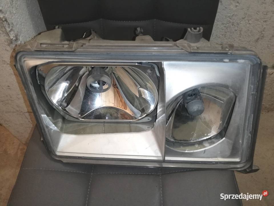 Mercedes W124 reflektor prawy Hella osobowe Pozostałe Szczecin