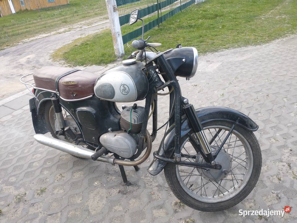 SHL M11 z 1963 roku z dokumentami