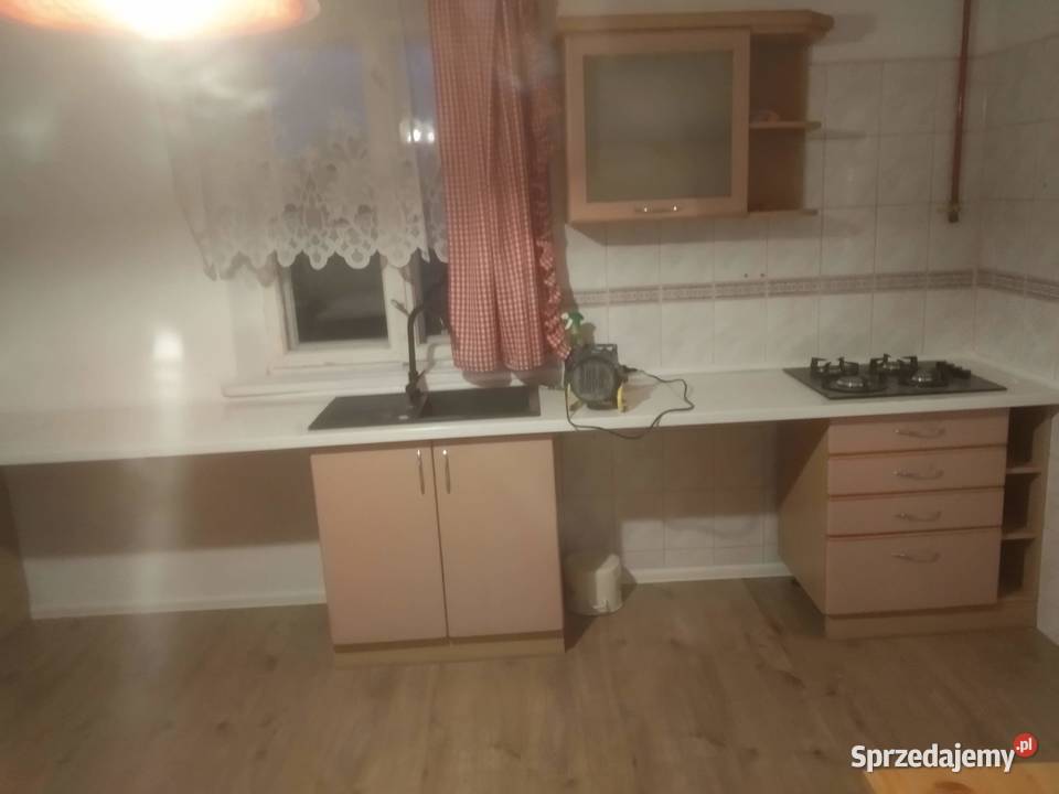 Dom na sprzedaż Rokietnica piwnica podkarpackie