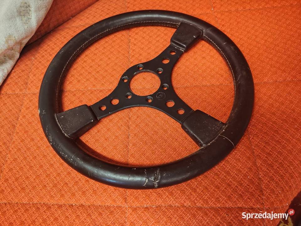Sportowa kierownica KBA 70006 Świerczów