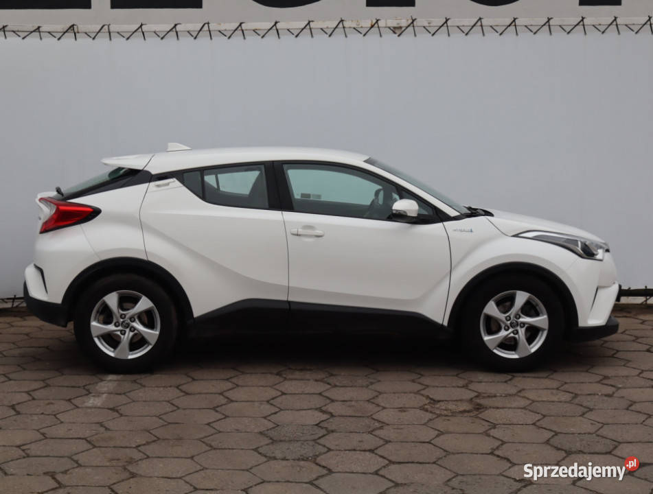 Toyota CHR 18 Hybrid radio sprzedam