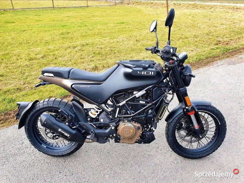2x Emblemat na zbiornik bak 2022 Husqvarna Wrocław sprzedam