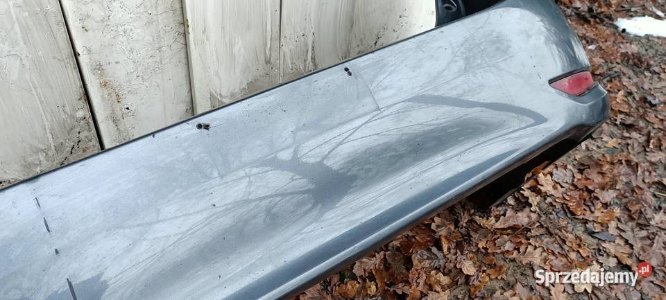 ZDERZAK TYLNY TYŁ TOYOTA AVENSIS T27 Zderzaki