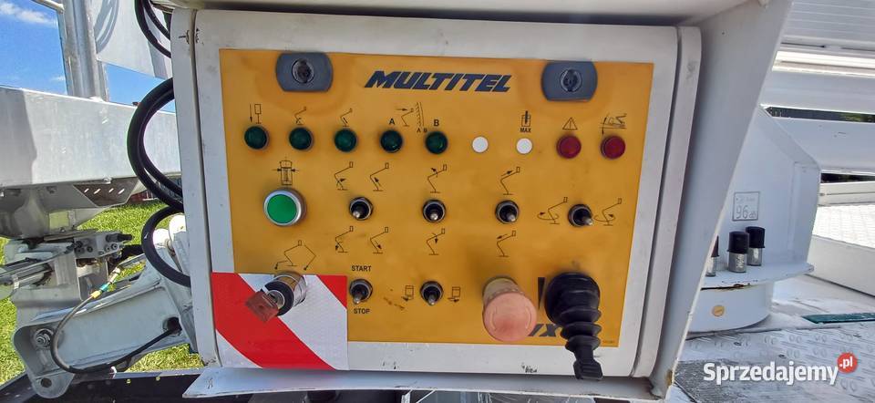 Nissan Cabstar 3512 Multitel MX250 zwyżka Żabia Wola sprzedam