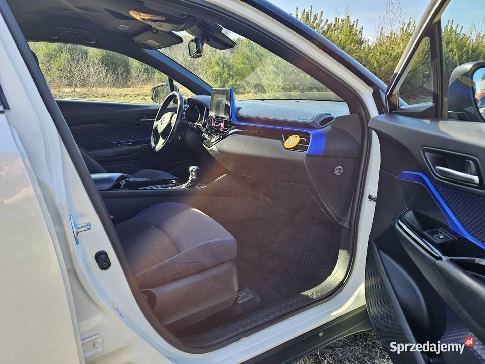 Toyota CHR 2017r hybryda Rok produkcji 2017 Kluki sprzedam