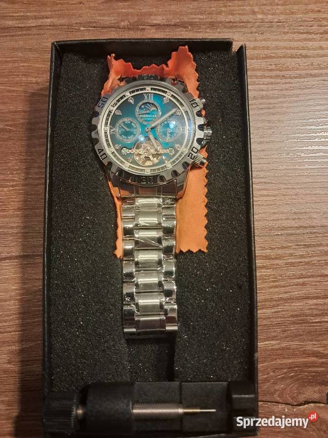 nowy fajny zegarek poedagar 1423 napędzany Sandomierz