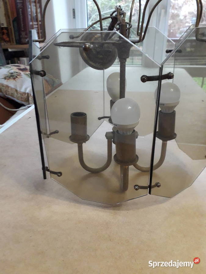 Lampa wisząca sześć bocznych osłon w kształcie małopolskie