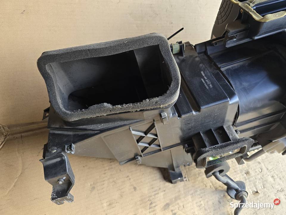 Suzuki Ignis I FH 0003 nagrzewnica ogrzewania sprzedam