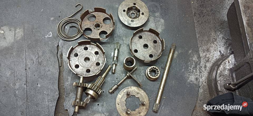 Części silnika kosze sprzęgłowe Motorynka Romet Silniki Koszalin