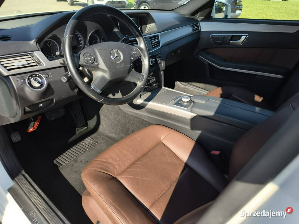 Mercedes E 300 30 diesel 231 automat skóra xenon Kęty