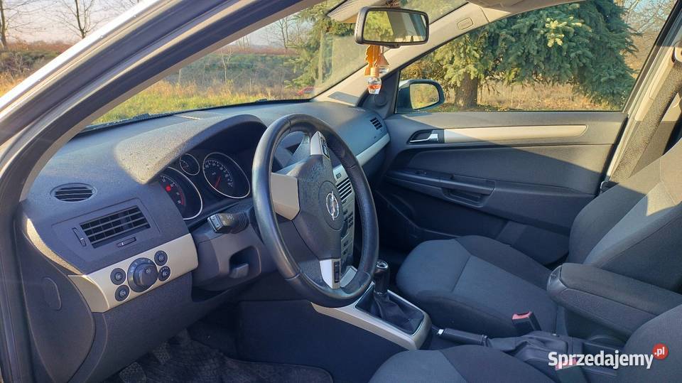 Opel Astra H 14 Benzyna 2007R