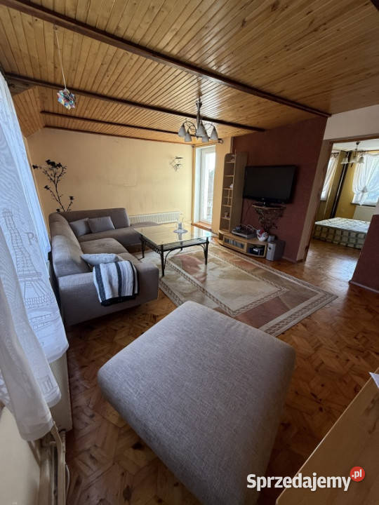 DOM 180m2 3 MIESZKANIA GARAŻ 90m2 GARAŻ30m2 sprzedam