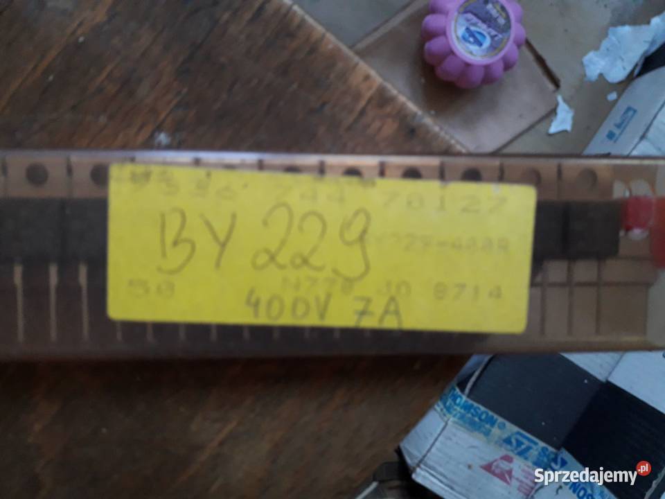 Układy scalone pamięci chipy Epromy literatura Warszawa