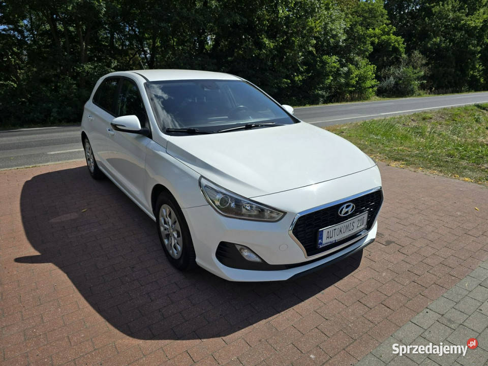 Hyundai i30 Hyundai i30 14 benzyna z gazem Salon Cielcza