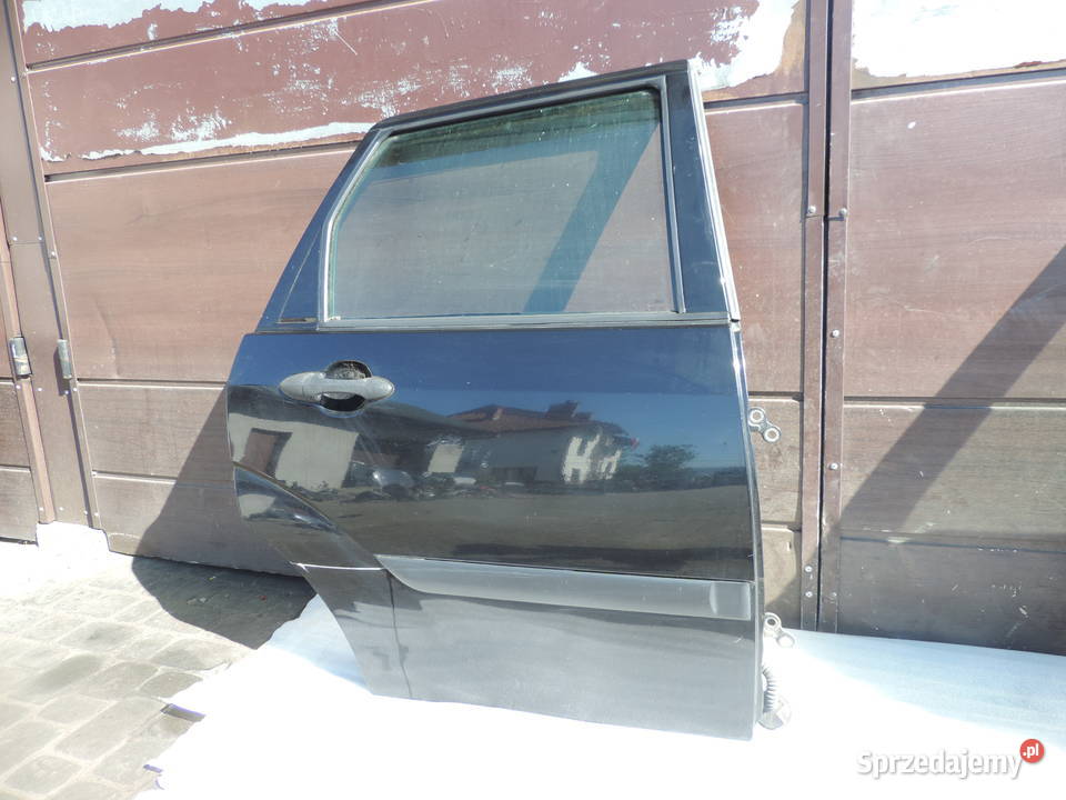 Drzwi Prawy Tył Ford Focus MK1 kombi lakier f8 Nowy Sącz