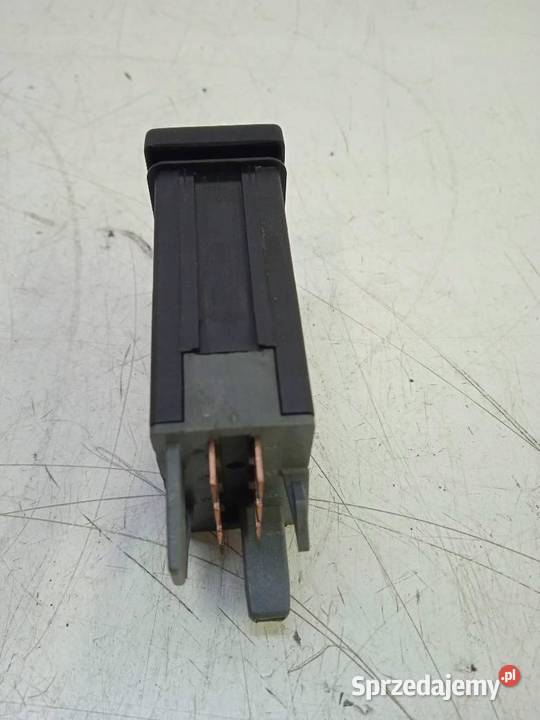 PRZEŁĄCZNIK AWARYJNYCH 3B0953235D VW Passat V B5