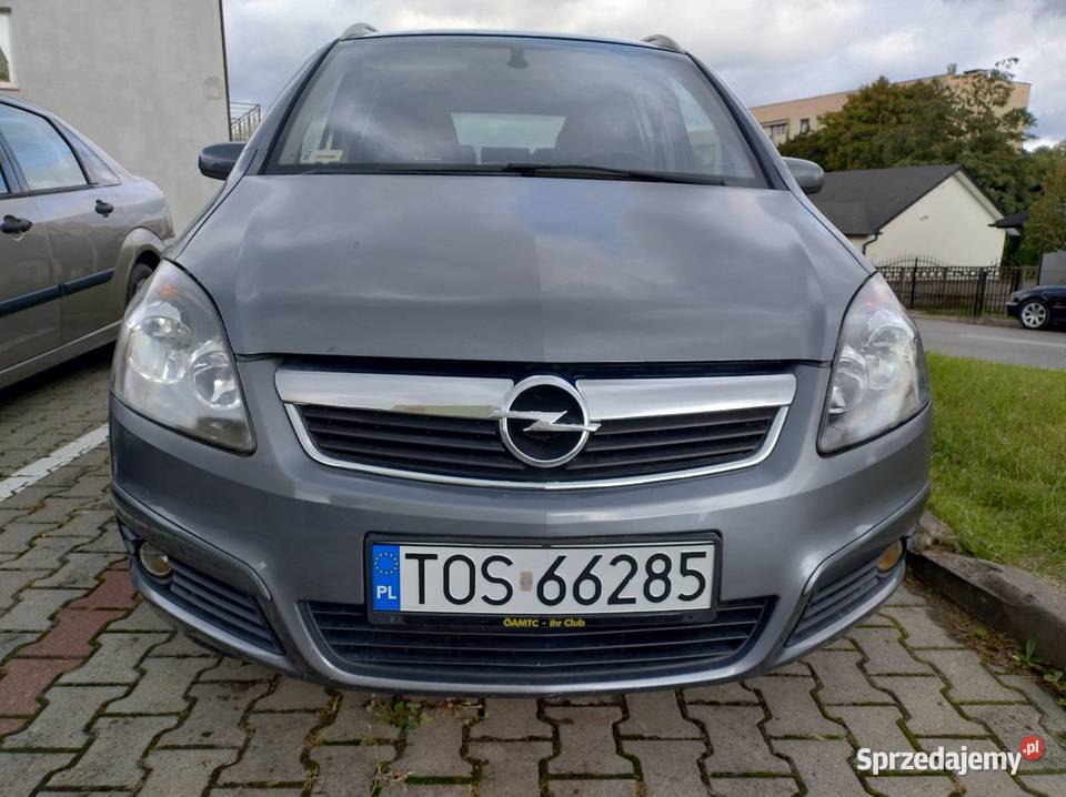 Opel Zafira B 16przebieg adekwatny do latauto 7 manualna Ostrowiec Świętokrzyski