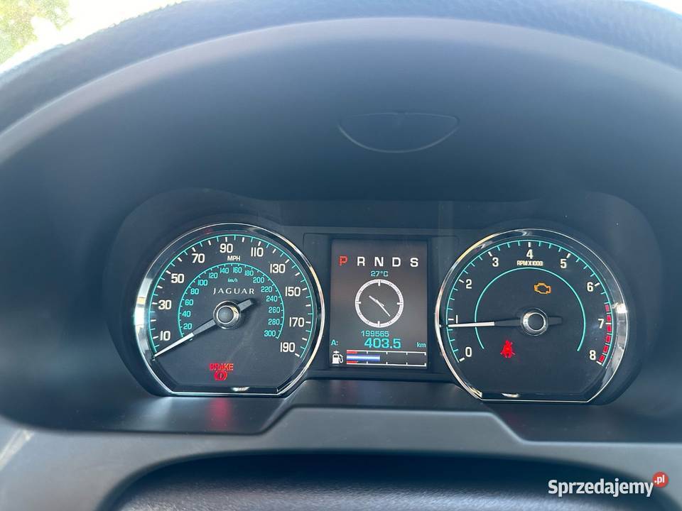 Jaguar XF z 2013 r silnik 30 LPG 4x4 nieuszkodzony Zamość