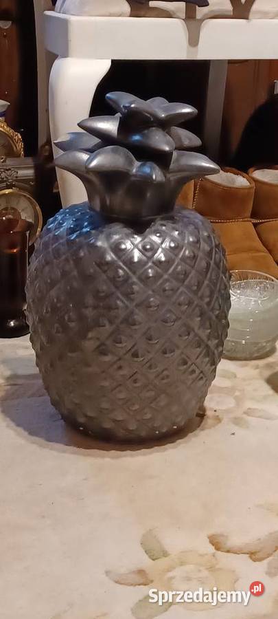 W POZNANIU KUP OGROMNY CERAMICZNY Z ODPRYSKAMI wielkopolskie Kiekrz